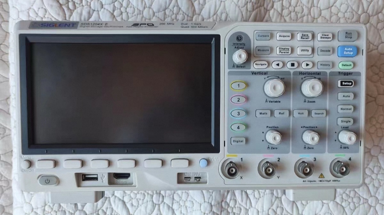 SIGLENT SDS1204X-E 200MHz 4Cha - Digital Storage Oscilloscope 4 Channel 100Mhz ulasan dan harga